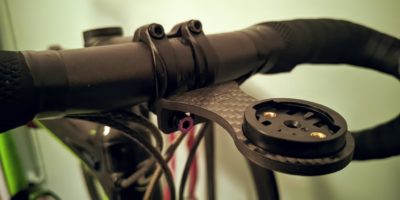 SOPORTE CICLOCOMPUTADOR GARMIN MANILLAR PLANO CARBONO